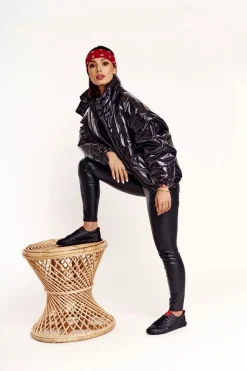 Best Damskie Skórzane Tenisówki Z Tasiemką BIG STAR DD274687 Czarne Damskie Trampki Damskie Big Star|Trampki Damskie Niskie