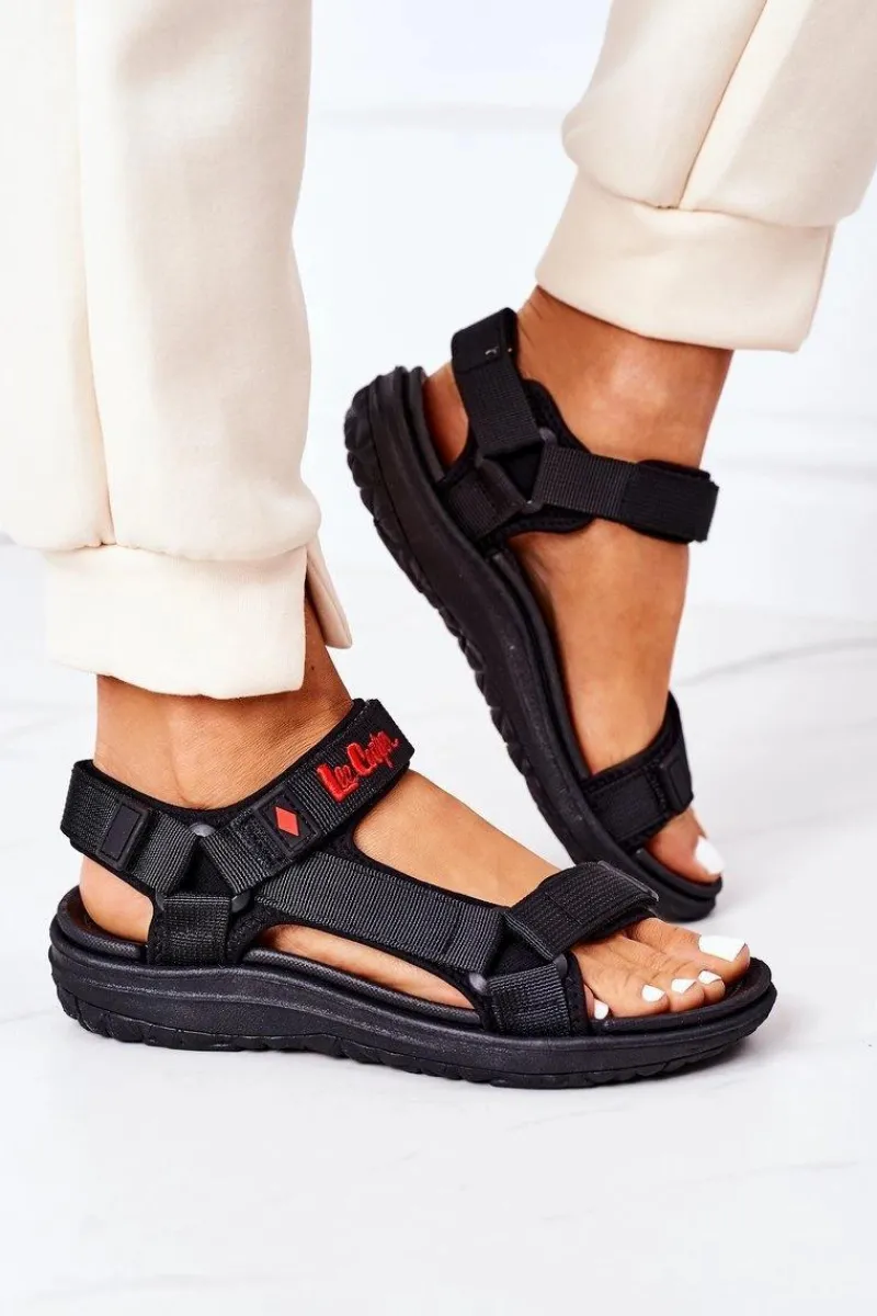 Sale Damskie Sportowe Sandały LCW-22-34-0961 Czarne Damskie Sandały Płaskie