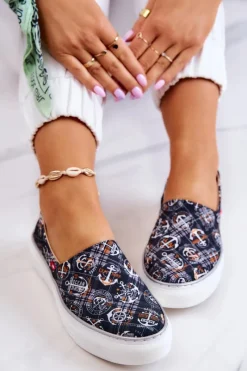 Trampki Damskie Slip-On></noscript>Big Star Shoes Damskie Tenisówki Slip On Memory Foam Big Star JJ276012 Czarne