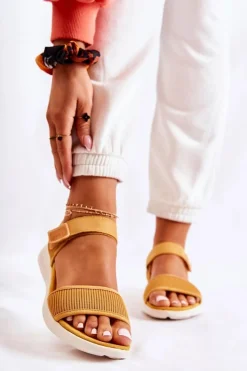 Sandały Płaskie>Evento Damskie Wygodne Sandały Na Rzep Żółte Sidney