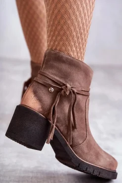 Discount Damskie Zamszowe Botki 05720-14 Jasnobrązowe Damskie Botki Maciejka|Botki Na Słupku