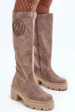 Kozaki Wiosenne|Kozaki Przed Kolano><noscript><img width=