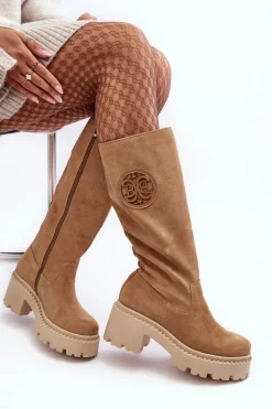 Kozaki Wiosenne|Kozaki Przed Kolano><noscript><img width=