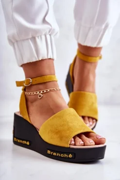 Sandały Na Koturnie></noscript>Buty damskie Vinceza Damskie Zamszowe Sandały Na Koturnie Żółte Cortena