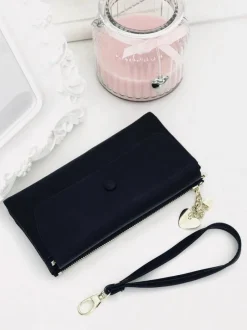 Sale Boto Duży Damski Czarny Portfel z Brelokiem Serduszko