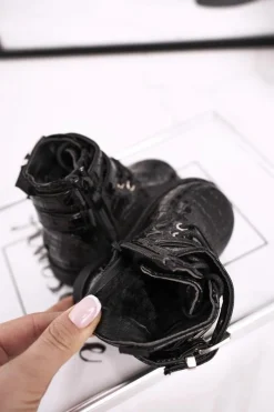 Boto Dziecięce Botki Ocieplone Futerkiem Lakierowane Czarne Valentina