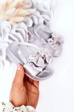 Discount Dziecięce Gumowe Klapki Z Kokardką Srebrne Senari Dzieci Dziewczęce