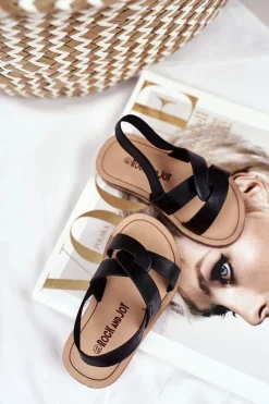 New Boto Dziecięce Sandałki Ze Ściągaczem Czarne Bambino