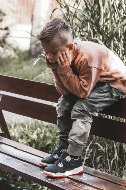 Best Dziecięce Skórzane Sportowe Buty Czarno-Czerwone Marisa Dzieci Chłopięce