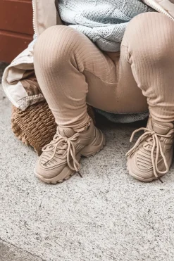 Sale Dziecięce Sneakersy Beżowe Freak Out Dzieci Dziewczęce