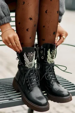 Damskie buty S.Barski Eko Skórzane Botki Workery Ze Zdobieniem Ocieplane D&A MR880-080 Czarne