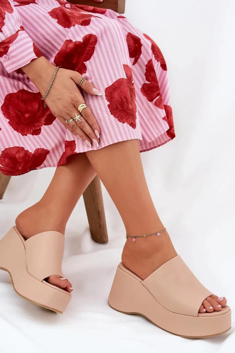 Outlet Boto Eko Skórzane Klapki Damskie Na Platformie I Koturnie Beżowe Kisoffi Beżowy