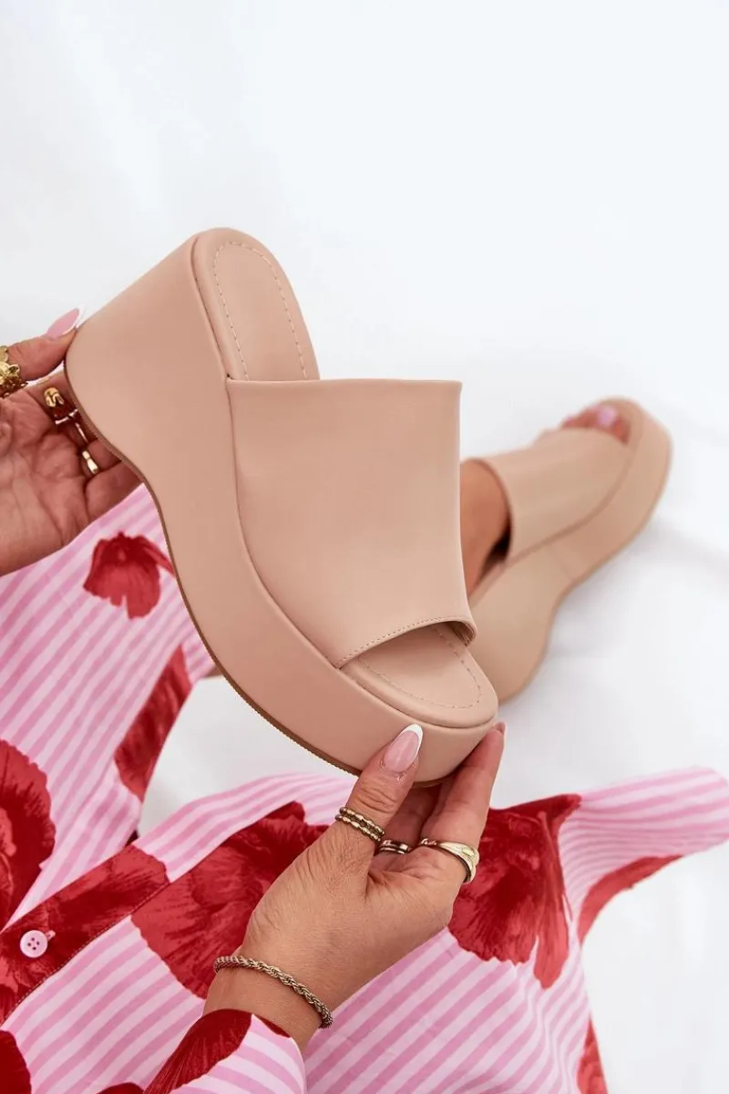 Outlet Boto Eko Skórzane Klapki Damskie Na Platformie I Koturnie Beżowe Kisoffi Beżowy