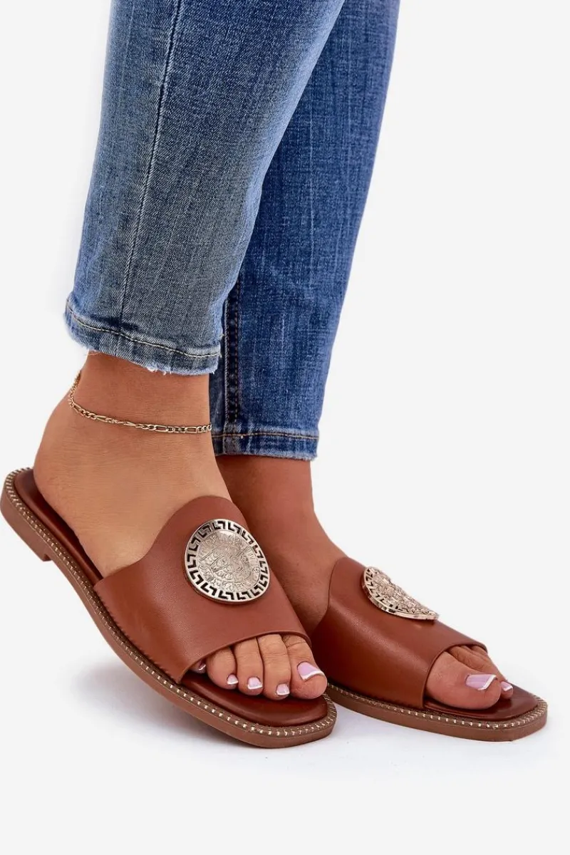 Sale Boto Eko Skórzane Klapki Na Płaskim Obcasie Z Ozdoba Camel Tatereia Brązowy