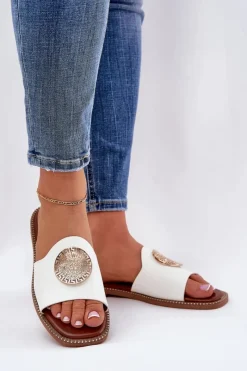 Outlet Eko Skórzane Klapki Na Płaskim Obcasie Z Ozdoba Białe Tatereia Damskie Klapki Damskie Klasyczne