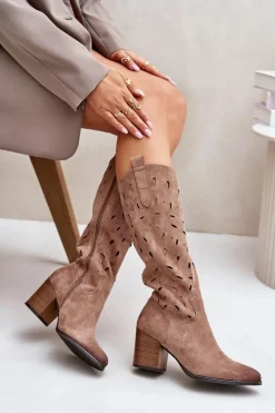 Best Buty damskie Vinceza Eko Zamszowe Kozaki Na Słupku Z Ażurowym Wzorem Vinceza 58344 Ciemnobeżowe