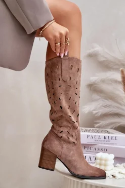 Best Buty damskie Vinceza Eko Zamszowe Kozaki Na Słupku Z Ażurowym Wzorem Vinceza 58344 Ciemnobeżowe