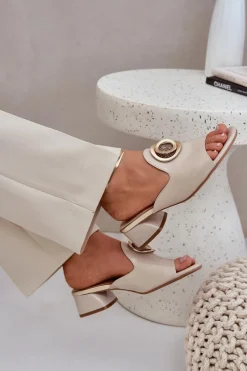 Klapki Na Obcasie|Klapki Damskie Klasyczne>Boto Eleganckie Klapki Damskie Na Niskim Obcasie Z Ozdobą Beżowe Feledis