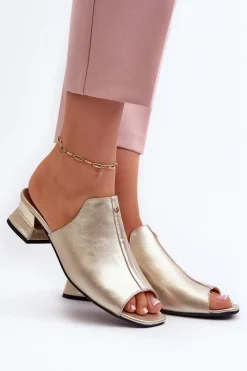 Klapki Na Obcasie|Klapki Damskie Klasyczne>Maciejka Eleganckie Klapki Damskie Ze Skóry Naturalnej Na Niskim Obcasie 06360-25 Złote