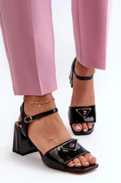 Sale Damskie buty S.Barski Eleganckie Lakierowane Sandały Na Słupku Czarne D&A MR38-660