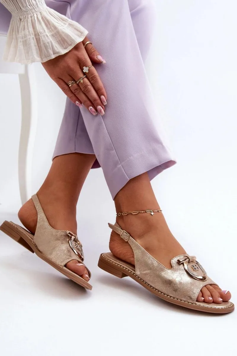 Sandały Płaskie>Damskie buty S.Barski Eleganckie Sandały Damskie Ze Złotą Ozdobą Na Płaskim Obcasie Złote S.Barski KV27-053