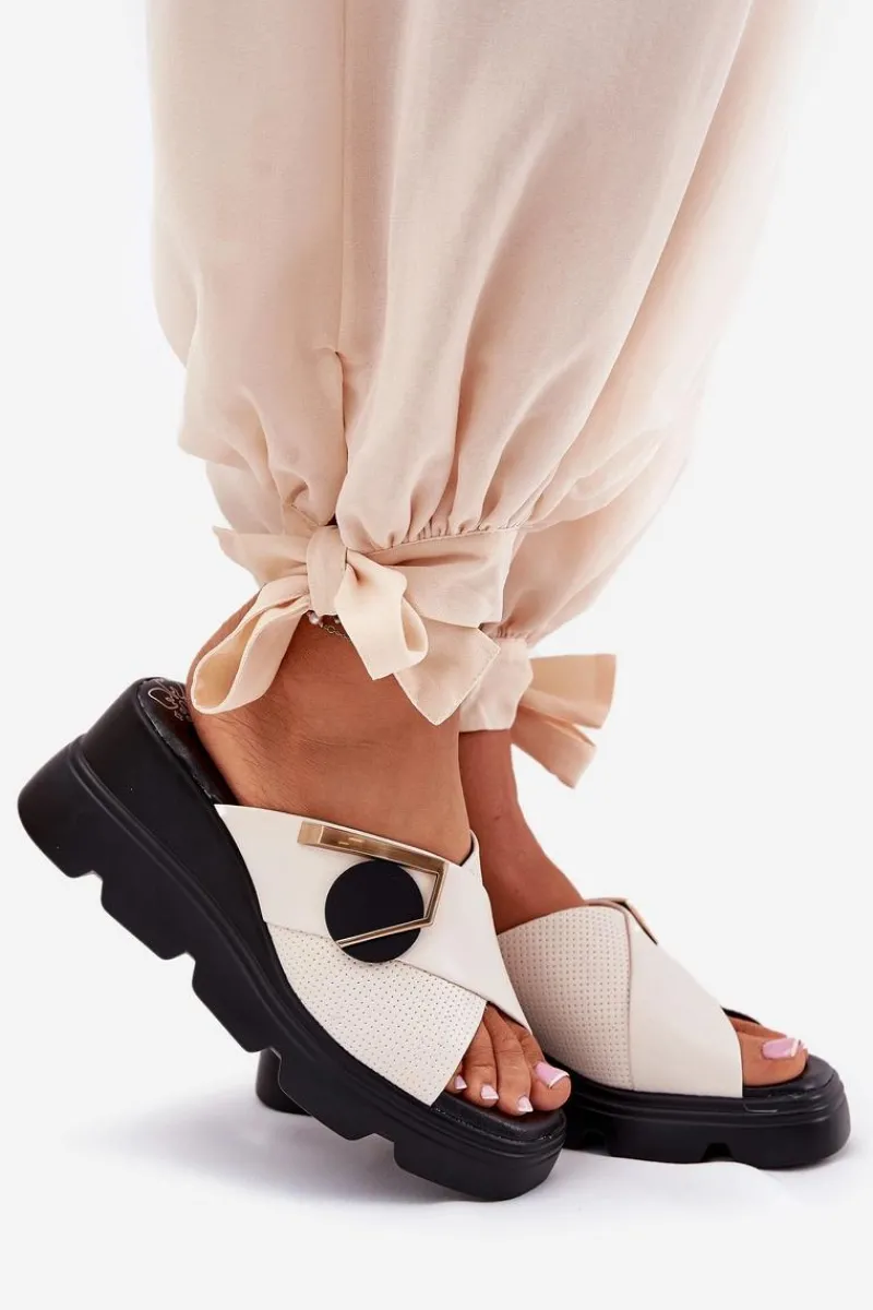 Best Eleganckie Skórzane Klapki Damskie Na Koturnie Z Ozdobą 56C1585 Beżowe Damskie Klapki Na Koturnie|Klapki Damskie Klasyczne