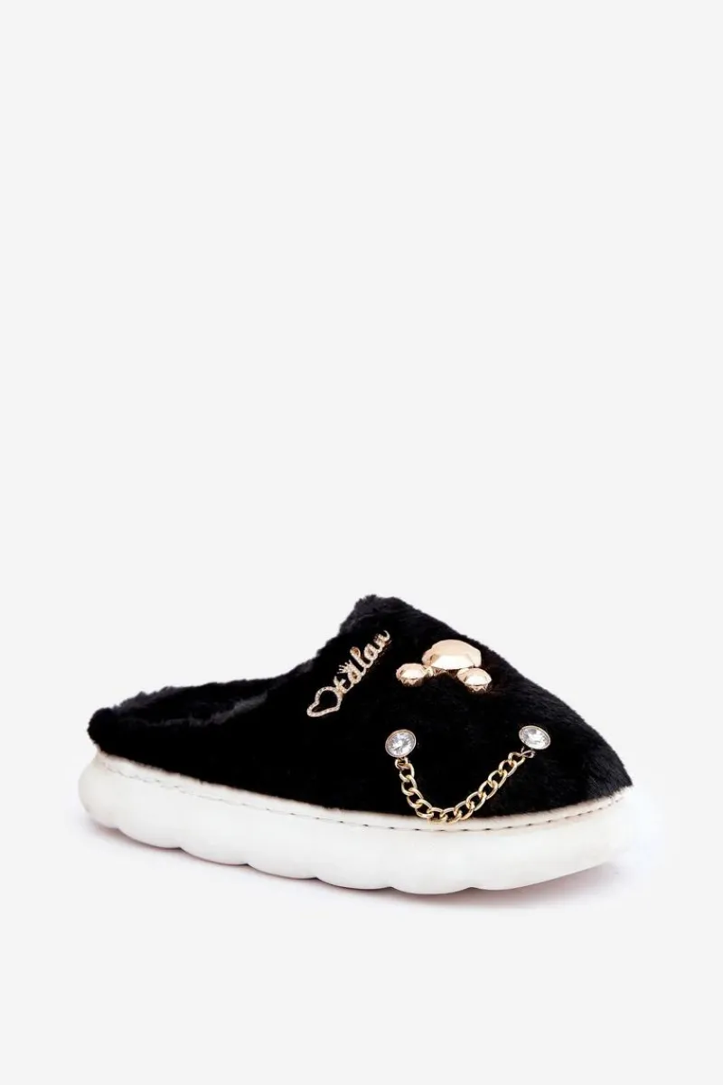 Best Boto Futrzane Kapcie Z Przypinkami Czarne Ivelfedi Czarny