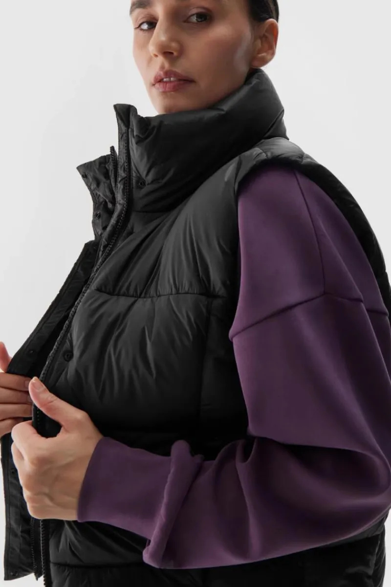 Bluzy Damskie|Odzież 4F>4F Kamizelka Bezrękawnik Puchowy Z Wypełnieniem Syntetycznym WAW24TVJAF140-20S Czarna Czarny