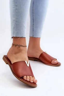 Klapki Damskie Klasyczne>Evento Klapki Damskie Eko Skórzane Na Płaskim Obcasie Brązowe Maliha Brązowy