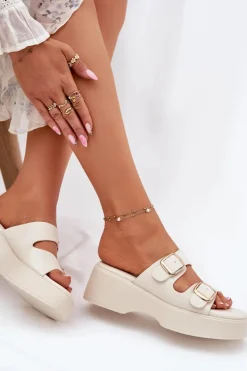 Klapki Na Koturnie|Klapki Na Platformie>Boto Klapki Damskie Na Koturnie I Platformie Z Klamrami Jasnobeżowe Nitarelia Beżowy