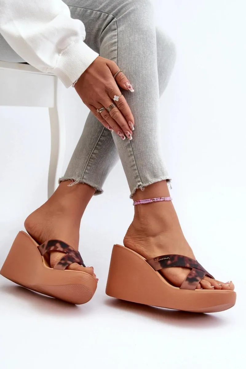 Klapki Na Koturnie|Klapki Na Platformie>Ipanema Klapki Damskie Na Koturnie 83520 High Fashion Slide Fem Brązowe Brązowy