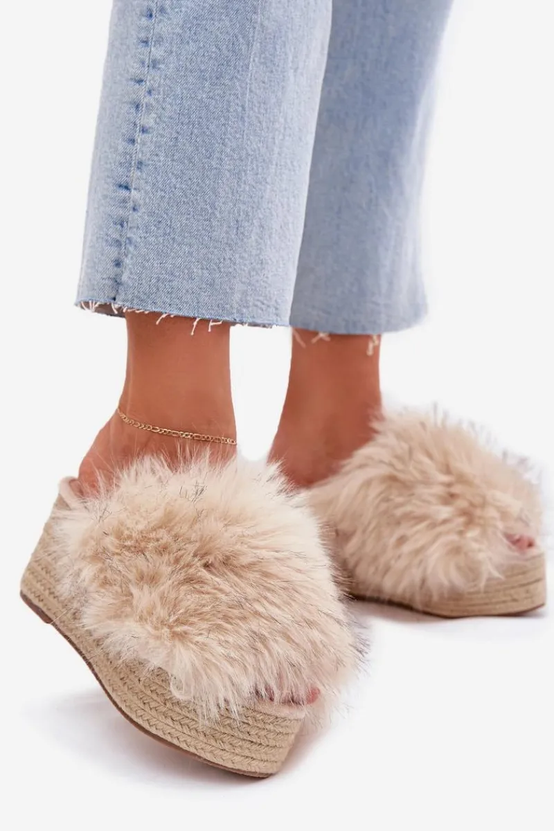 Klapki Z Futerkiem|Klapki Na Koturnie>Boto Klapki Damskie Na Koturnie Z Futerkiem I Plecionką Beżowe Virela Beżowy