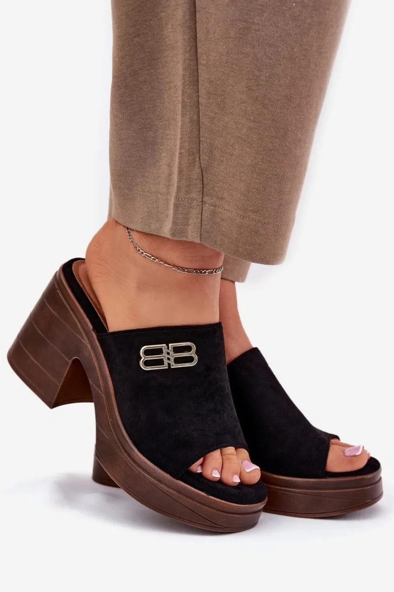 Klapki Na Obcasie>Buty damskie Vinceza Klapki Damskie Na Masywnym Obcasie Ze Złotym Detalem Vinceza 17400 Czarne Czarny