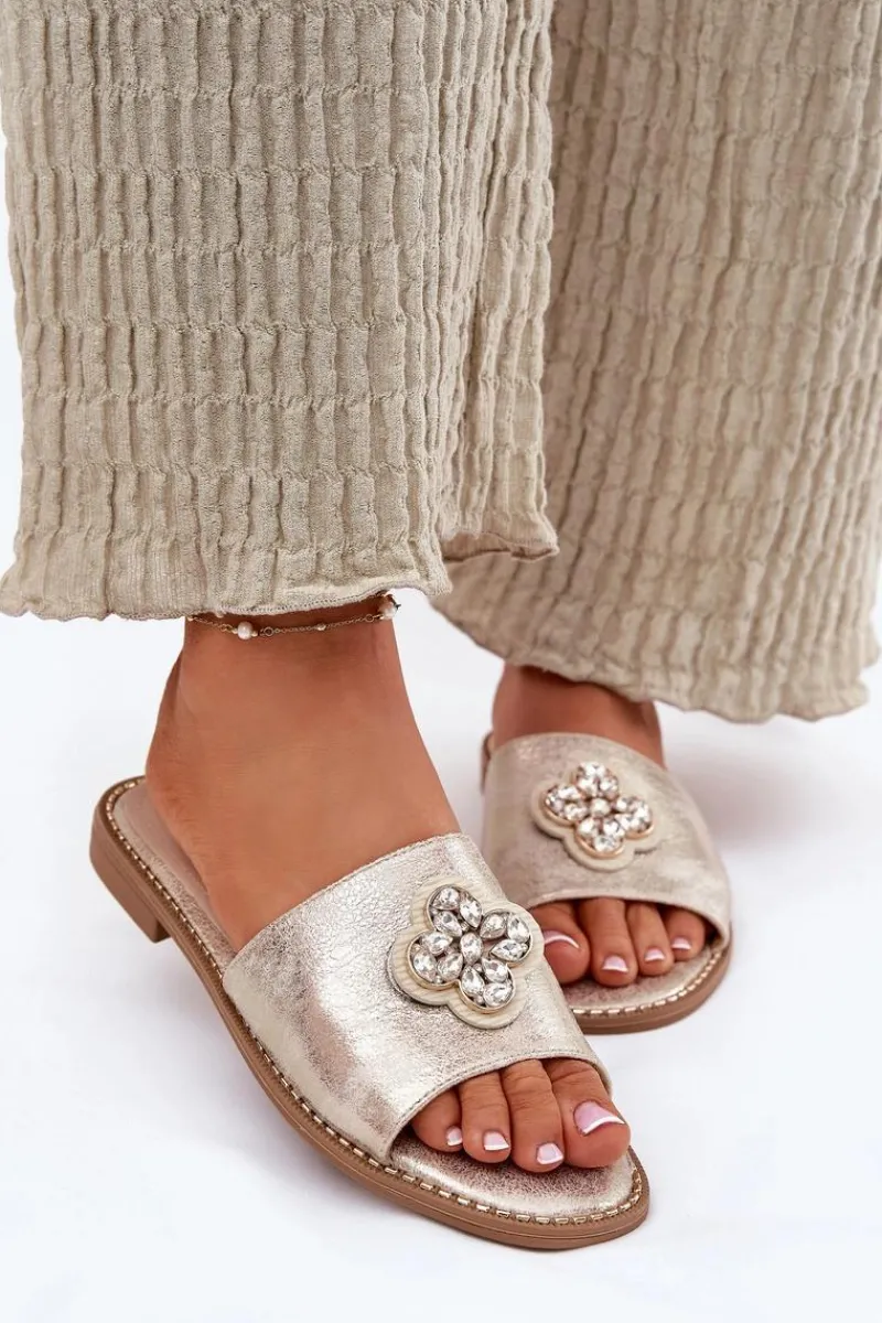 Best Klapki Damskie Na Płaskim Obcasie Z Ozdobnym Detalem S.Barski KV51-087 Złote Damskie Klapki Damskie Klasyczne