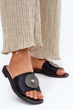 Sale Klapki Damskie Na Płaskim Obcasie Z Ozdobą S.Barski KV51-013 Czarne Damskie Klapki Damskie Klasyczne