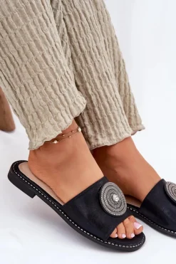 Sale Klapki Damskie Na Płaskim Obcasie Z Ozdobą S.Barski KV51-013 Czarne Damskie Klapki Damskie Klasyczne