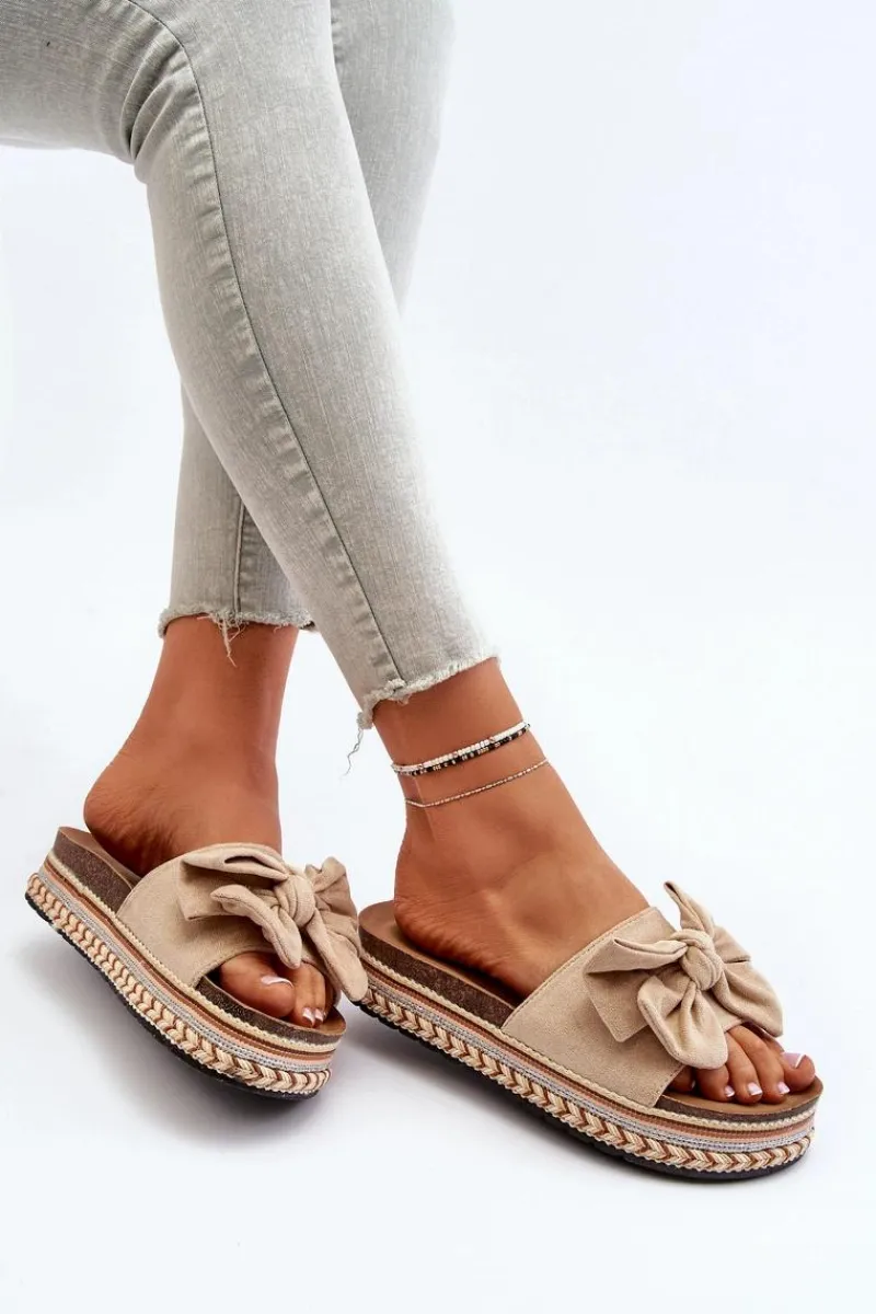 Klapki Na Platformie|Klapki Damskie Klasyczne>Boto Klapki Damskie Na Platformie Z Kokardą Beżowe Evatria