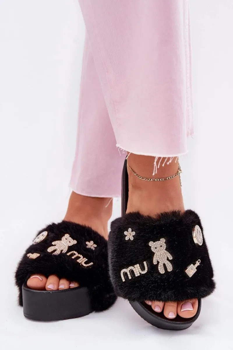 Klapki Z Futerkiem|Klapki Na Platformie>Boto Klapki Damskie Na Platformie Z Futerkiem I Złotymi Przypinkami Czarne Livira
