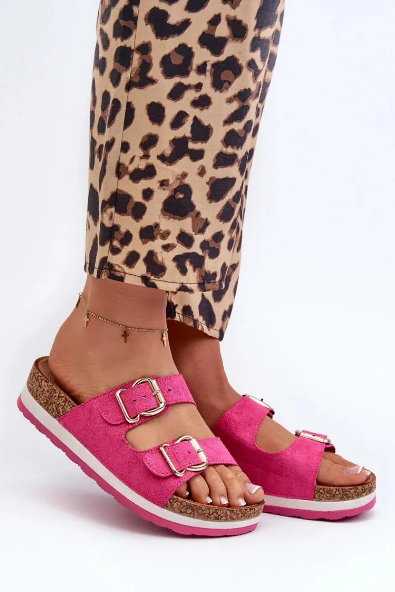 Klapki Damskie Klasyczne>Evento Klapki Damskie Na Platformie Z Klamrami Eko Zamszowe Fuksja Ursila Różowy