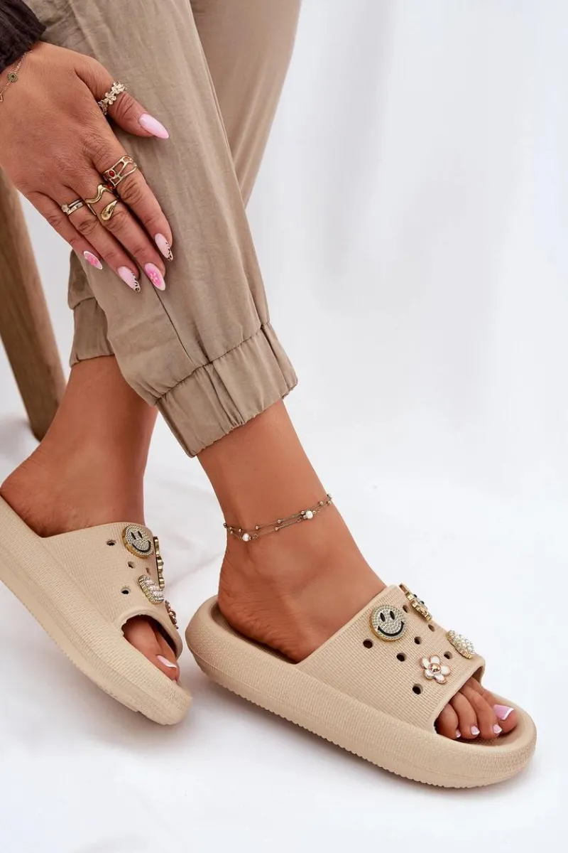 Clearance Buty damskie Vinceza Klapki Damskie Piankowe Z Przypinkami Vinceza 76055 Beżowe Beżowy