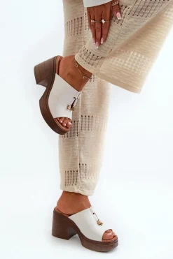 Clearance Buty damskie Vinceza Klapki Damskie Z Eko Skóry Na Platformie I Klocku Białe Dafira