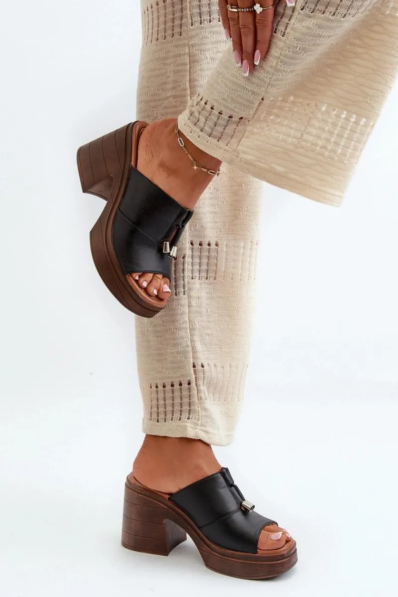 Klapki Damskie Klasyczne>Buty damskie Vinceza Klapki Damskie Z Eko Skóry Na Platformie I Klocku Czarne Dafira