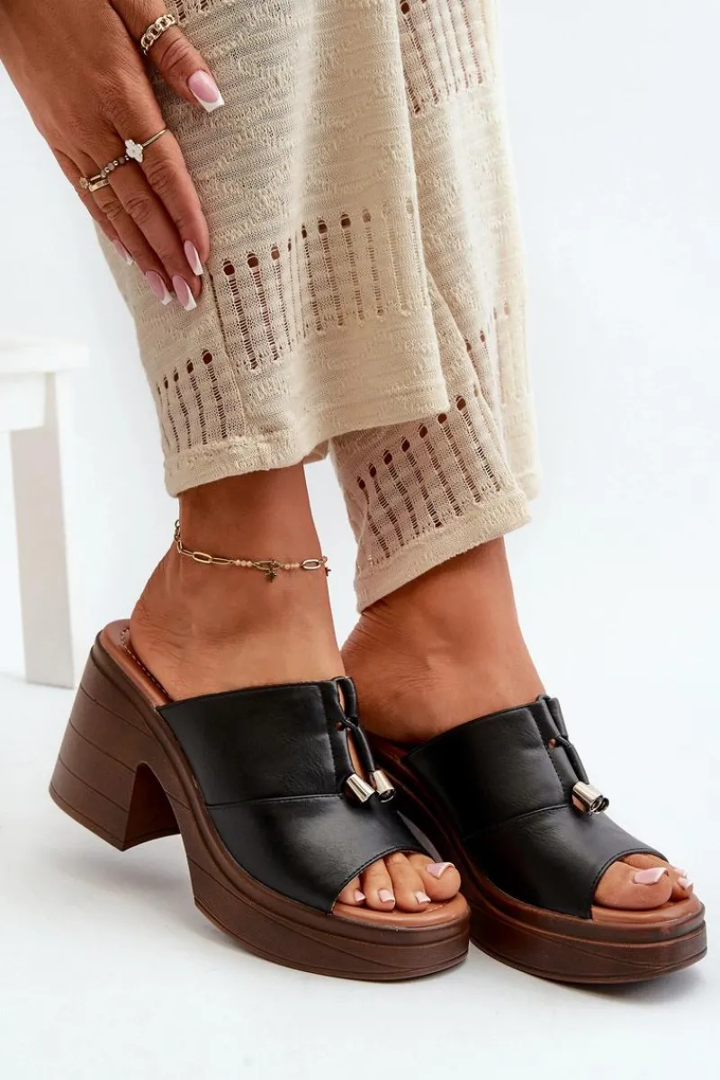 Klapki Damskie Klasyczne>Buty damskie Vinceza Klapki Damskie Z Eko Skóry Na Platformie I Klocku Czarne Dafira