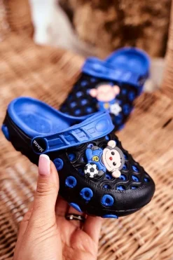 Best Klapki Dziecięce Piankowe Kroksy Czarne Małpka Footballer Dzieci Chłopięce