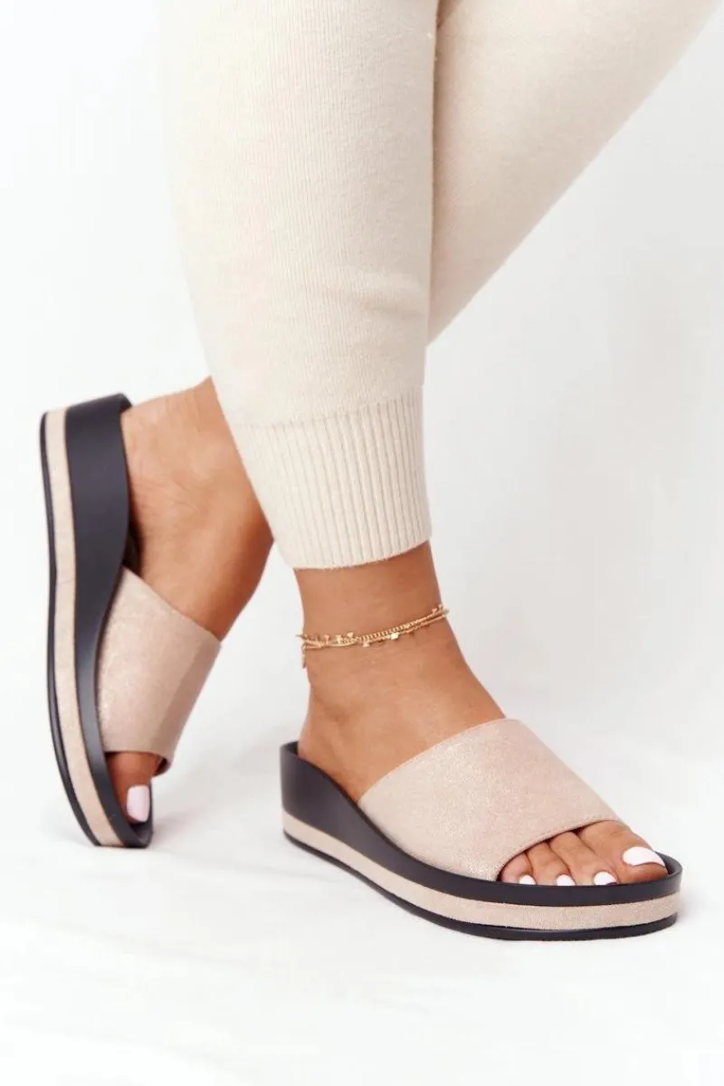 Klapki Na Koturnie|Klapki Na Obcasie>Buty damskie Vinceza Klapki Na Koturnie Vinceza 21-17113 Beżowo-Złote