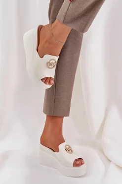 Discount Klapki Na Platformie I Koturnie Z Ozdobą Białe Nanessia Damskie Klapki Na Koturnie|Klapki Na Platformie