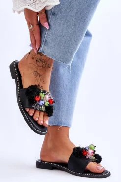 Klapki Damskie Klasyczne>Damskie buty S.Barski Klapki Z Ozdobnymi Koralikami S.Barski KV-2775-47 Czarne Czarny