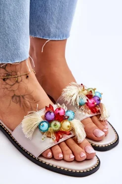 Damskie buty S.Barski Klapki Z Ozdobnymi Koralikami S.Barski KV-2775-47 Nude Beżowy