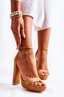 Clearance Klasyczne Sandały Na Wysokim Obcasie Camel Baleira Damskie Sandały Na Obcasie