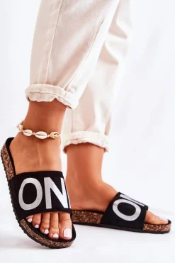 Klapki Damskie Klasyczne>Evento Klasyczne Wsuwane Klapki Z Napisem Czarno-Srebrne Bahari